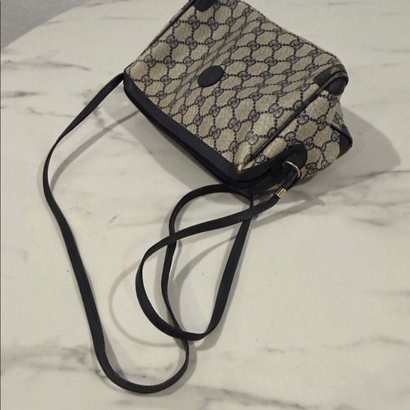 Gucci crossbody  vintage Bag - Picture 11 of 16